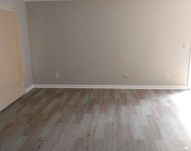 4500 Shannon Boulevard - Photo Thumbnail 2