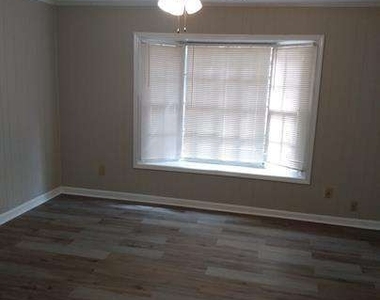 4500 Shannon Boulevard - Photo Thumbnail 4
