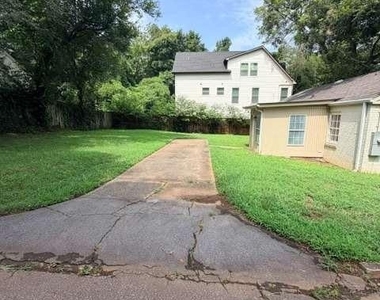 2811 Glenwood Avenue Se - Photo Thumbnail 16
