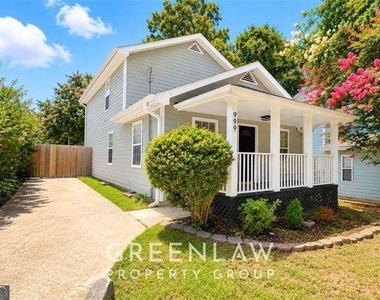 999 Washington Street Sw - Photo Thumbnail 1