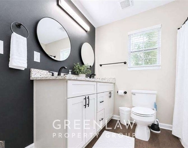 999 Washington Street Sw - Photo Thumbnail 20