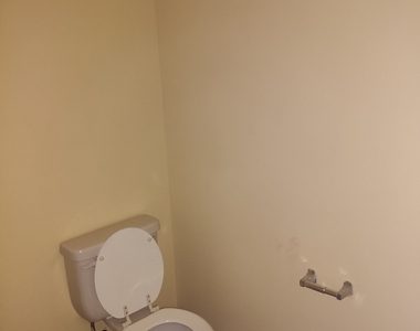 7306 Bridlewood Court - Photo Thumbnail 5
