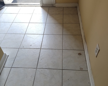 7306 Bridlewood Court - Photo Thumbnail 11