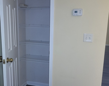 7306 Bridlewood Court - Photo Thumbnail 3