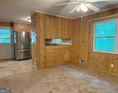 782 Prince Avenue - Photo Thumbnail 6