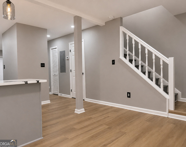 5471 Park Place S - Photo Thumbnail 5