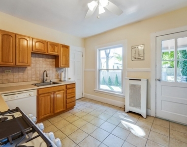 8 Oak Grove Rd - Photo Thumbnail 6