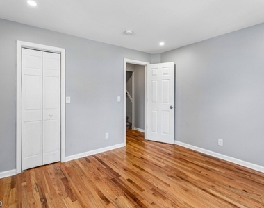 11 Abbett Ave - Photo Thumbnail 9