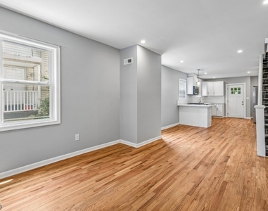 11 Abbett Ave - Photo Thumbnail 3