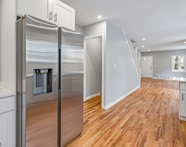 11 Abbett Ave - Photo Thumbnail 6