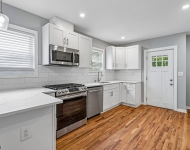 11 Abbett Ave - Photo Thumbnail 5
