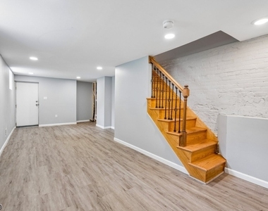 11 Abbett Ave - Photo Thumbnail 17