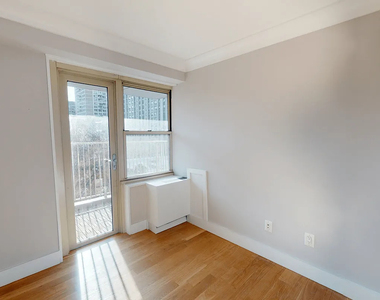50 West 93rd Street - Photo Thumbnail 6