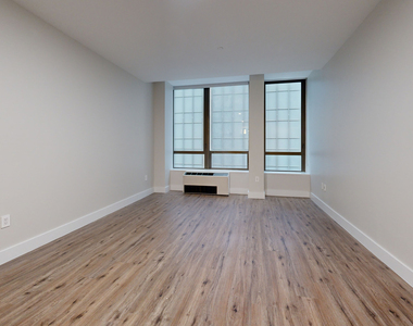 95 Wall Street - Photo Thumbnail 2