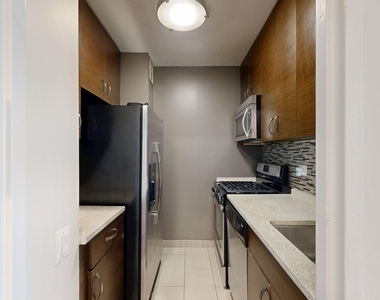 401 E 34th St - Photo Thumbnail 1