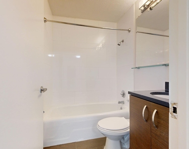 401 E 34th St - Photo Thumbnail 4