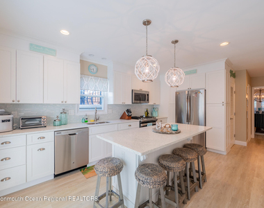 214 Atlantic Avenue - Photo Thumbnail 10
