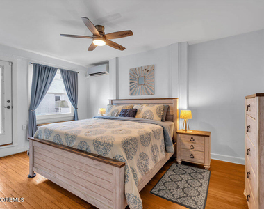8 Deal Lake Court - Photo Thumbnail 7