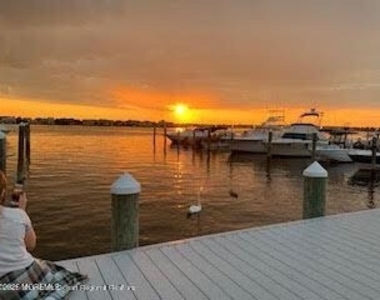 88 Wharfside Drive - Photo Thumbnail 13