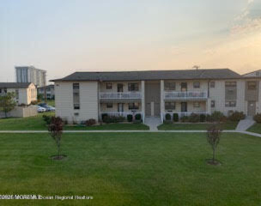 88 Wharfside Drive - Photo Thumbnail 14
