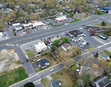 506 Lloyd Road - Photo Thumbnail 26