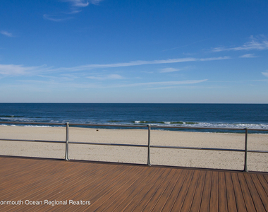 455 Ocean Boulevard - Photo Thumbnail 15