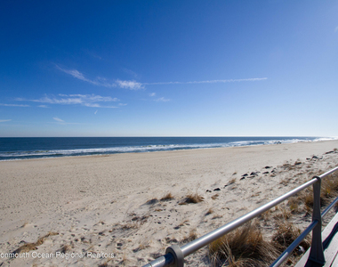 455 Ocean Boulevard - Photo Thumbnail 16