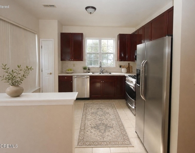 86 Banyan Boulevard - Photo Thumbnail 10