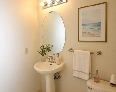 86 Banyan Boulevard - Photo Thumbnail 11