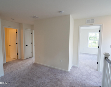 301 Holland Drive - Photo Thumbnail 24