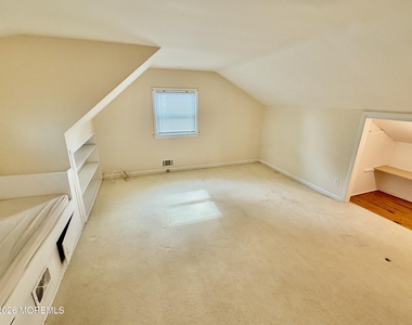 34 Highland Avenue - Photo Thumbnail 7