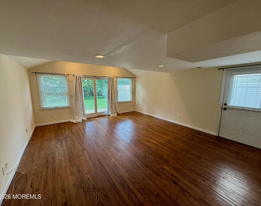 34 Highland Avenue - Photo Thumbnail 3