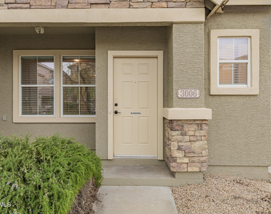 3006 W Ferruccio Place - Photo Thumbnail 2