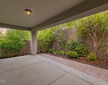 3006 W Ferruccio Place - Photo Thumbnail 29
