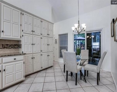 818 Torrey Pines Lane - Photo Thumbnail 16