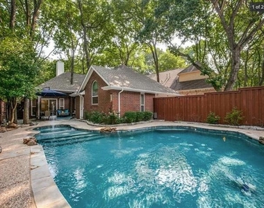 818 Torrey Pines Lane - Photo Thumbnail 23