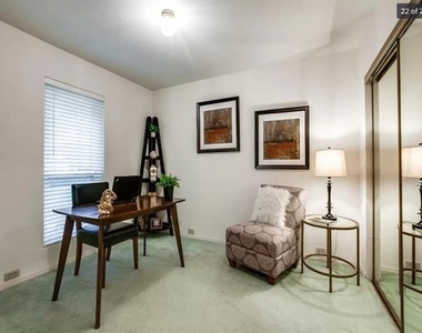 818 Torrey Pines Lane - Photo Thumbnail 12