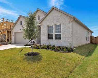 603 Parrino Parkway - Photo Thumbnail 1