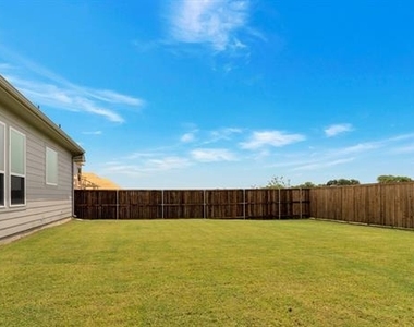 603 Parrino Parkway - Photo Thumbnail 27