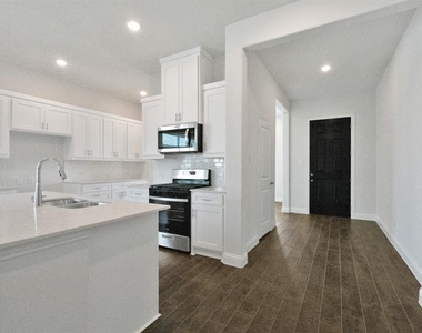 603 Parrino Parkway - Photo Thumbnail 13