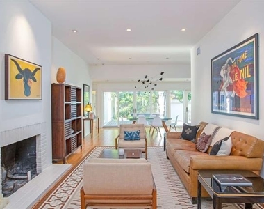 4641 Belclaire Avenue - Photo Thumbnail 2