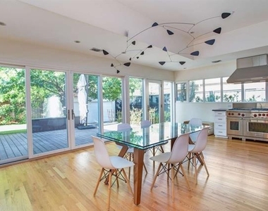 4641 Belclaire Avenue - Photo Thumbnail 4