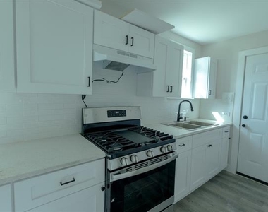 1702 Ethel Avenue - Photo Thumbnail 5