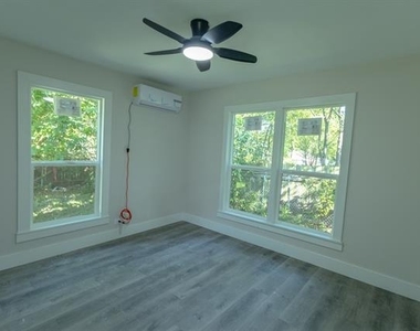 1702 Ethel Avenue - Photo Thumbnail 6