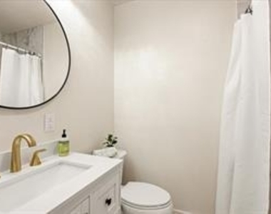 201 E 3rd Street - Photo Thumbnail 22