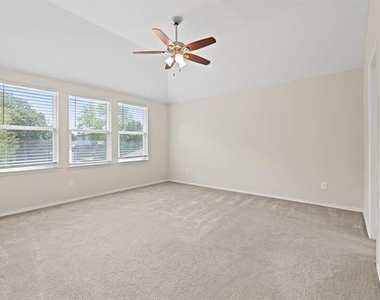 1138 Shearwater Avenue - Photo Thumbnail 7