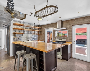 346 E Papago Drive - Photo Thumbnail 9