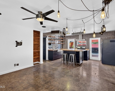 346 E Papago Drive - Photo Thumbnail 5