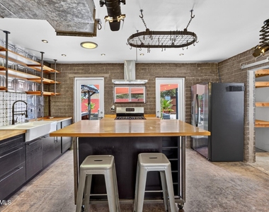 346 E Papago Drive - Photo Thumbnail 8