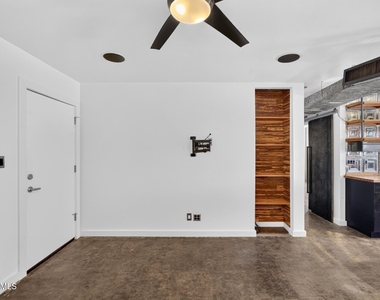 346 E Papago Drive - Photo Thumbnail 6
